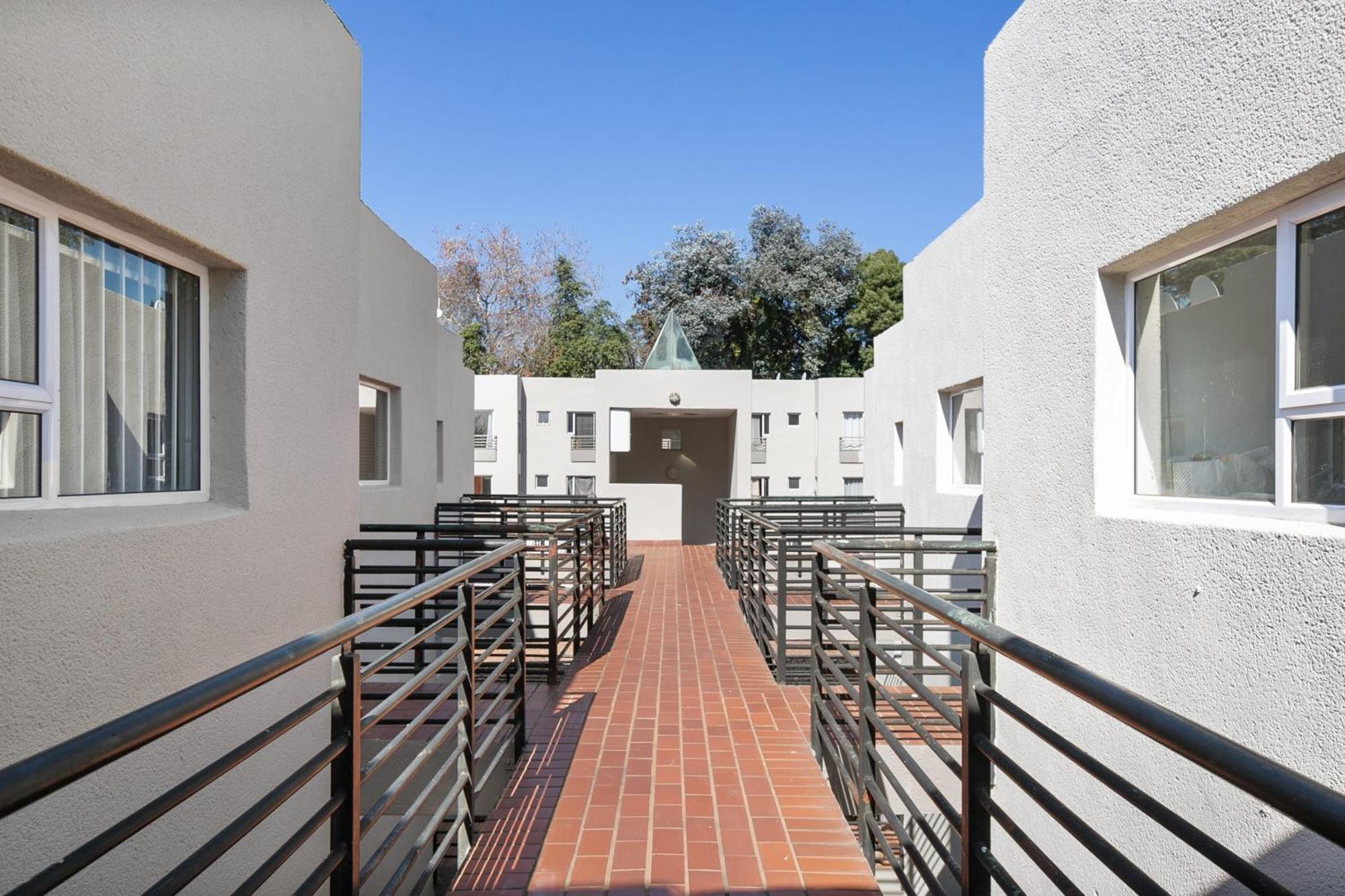 Marley On Katherine Apartments Johannesburg Exteriör bild